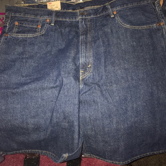 Men’s Levi shorts new with tags - Picture 3 of 3